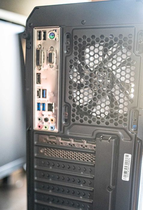 ATX GTX3070 I7 16GB RAM - Disco 1TB