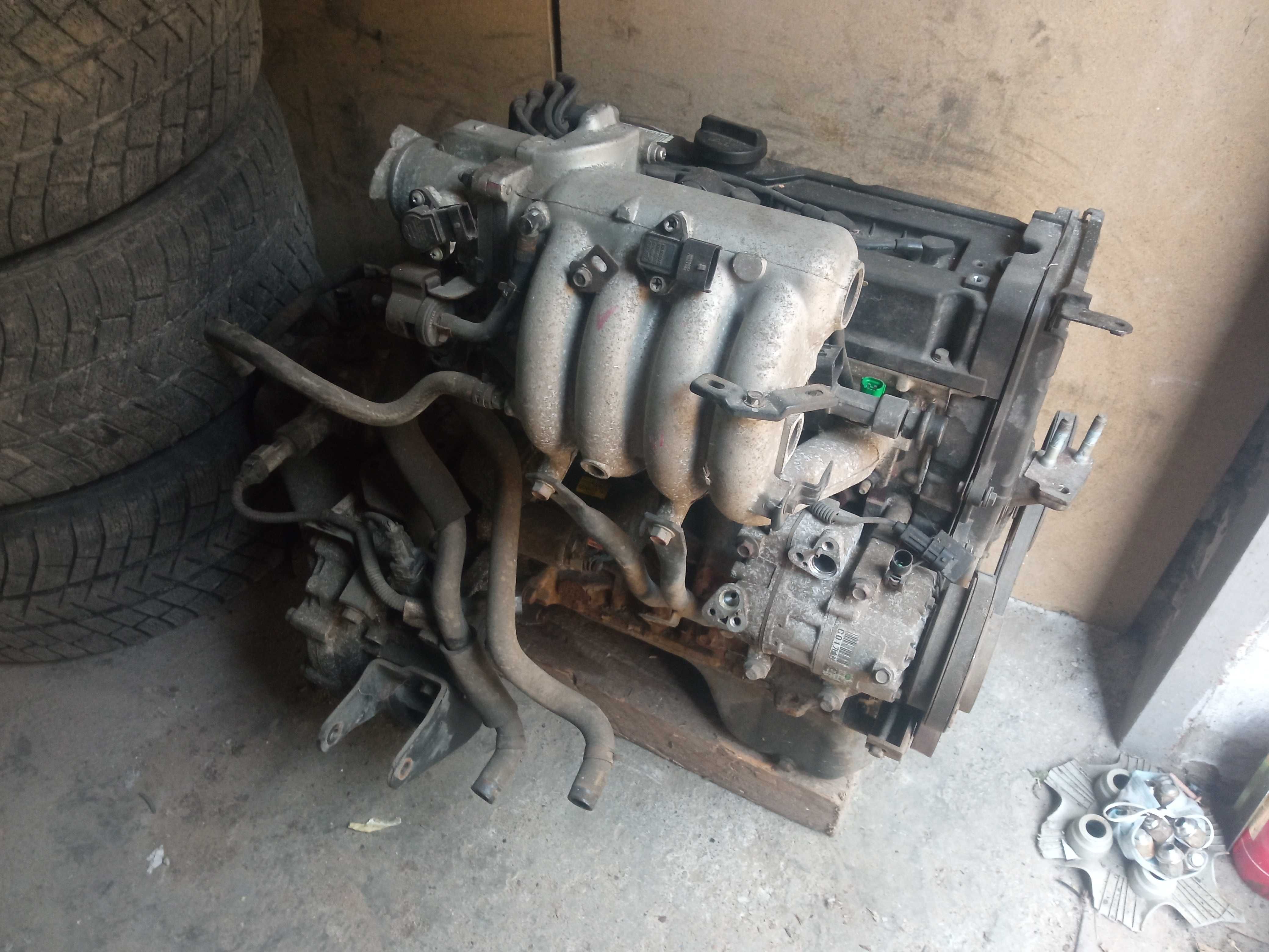 Двигатель мотор коробка 1.4 Kia Rio Hyundai Accent 2008