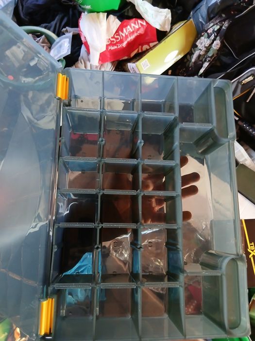 Nowe pudełko wędkarskie spro.