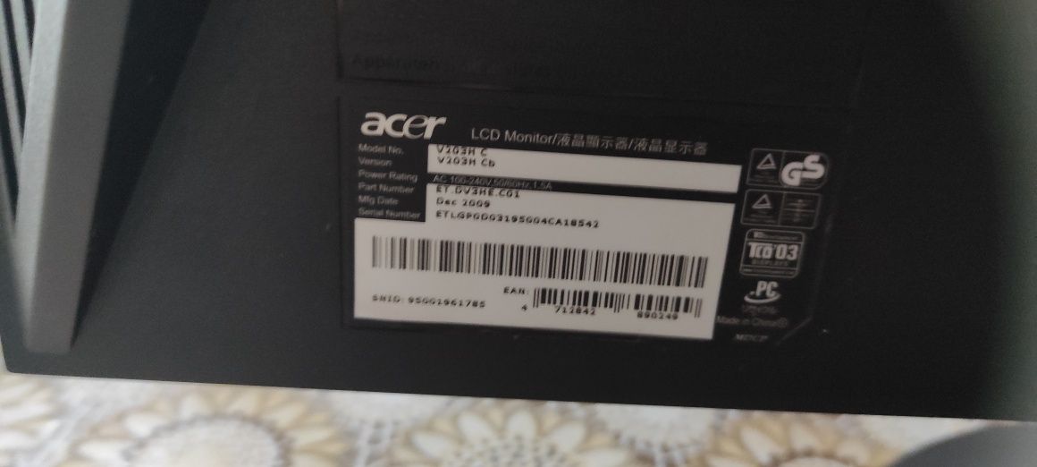 Acer V203H монитор