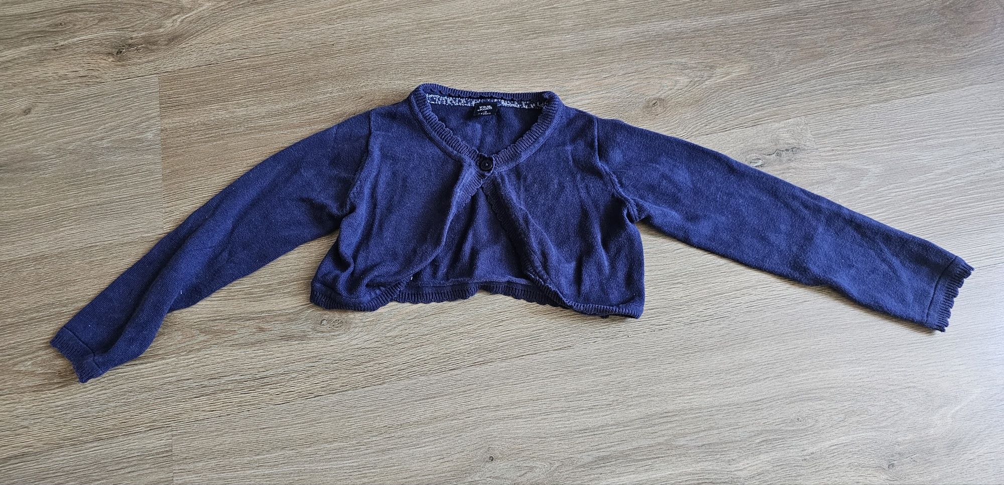 Paka ubrań dziewczęcych rozm. 116 bluzy, koszulki, bolerko