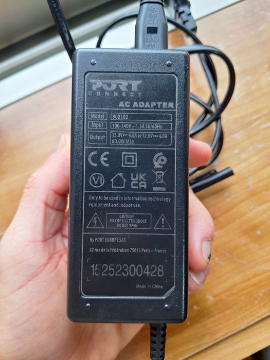 Port Conect AC Adapter 60 W (surface plug)