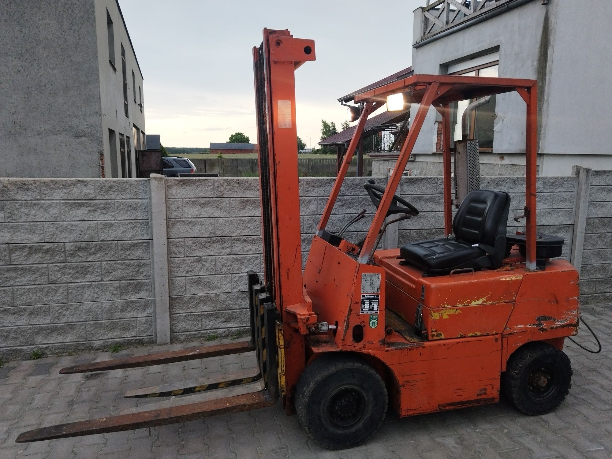 Wózek widlowy widlak Balkancar dv1661 bułgar. Perkins 3P. linde ursus