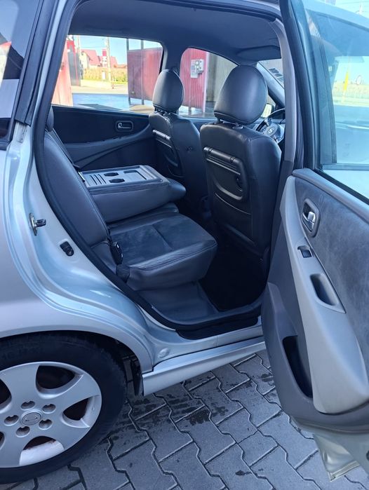 Продам Nissan 2004 2.2 дизель