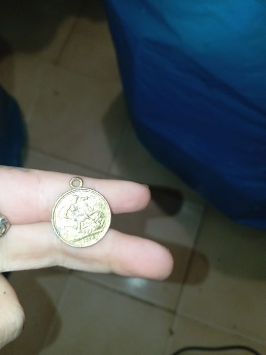 Libra antigo pequena