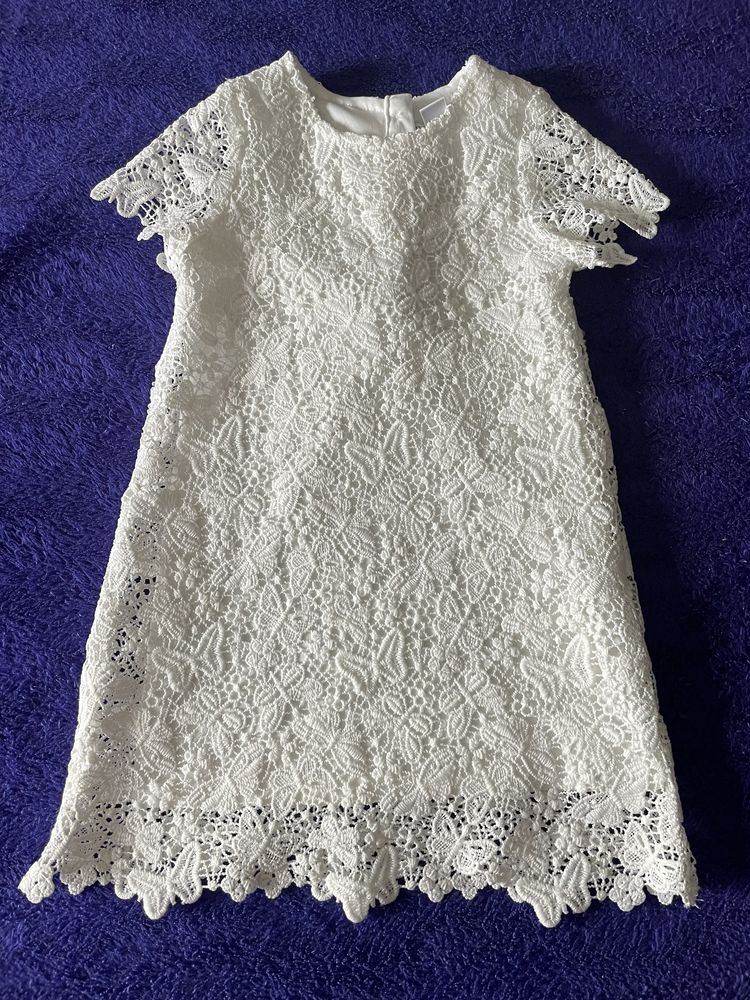 Нова біленька сукня,розмір 98!