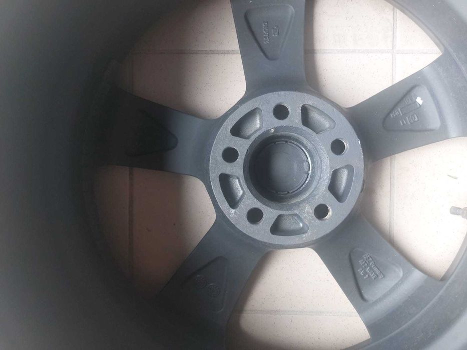 Диски з шинами R17 комплект