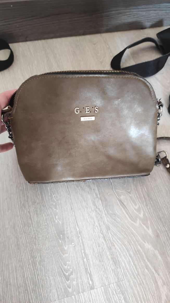 Сумка шкіряна guess