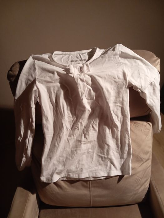 2 białe t-shirty z długim rękawem rozmiar 140