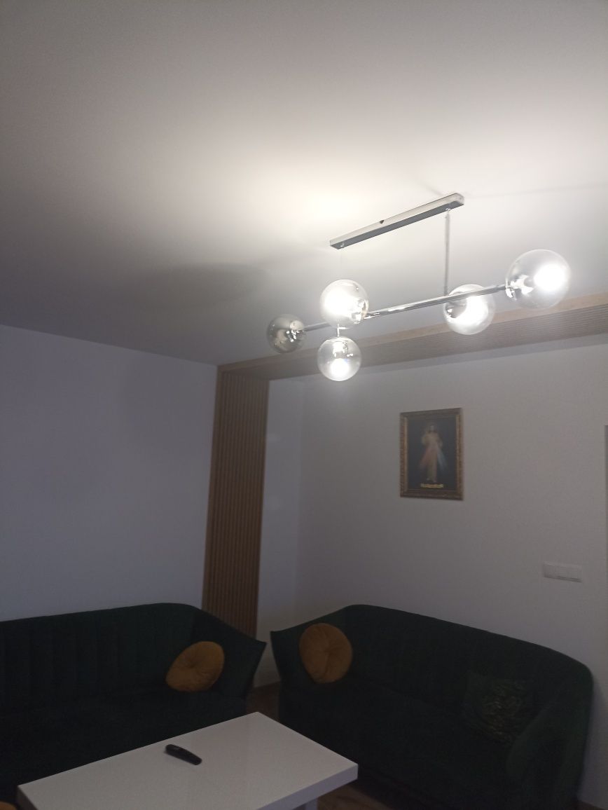 Lampa do salonu/pokoju