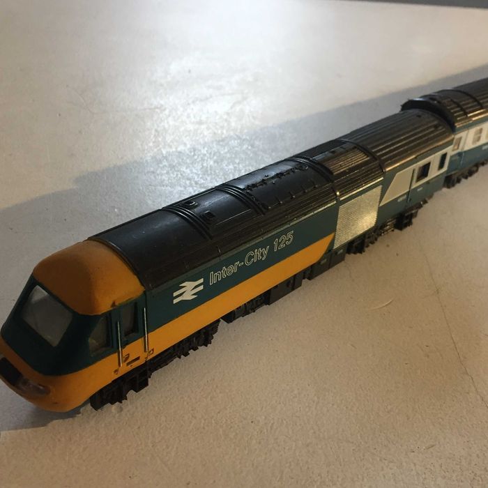 FLEISCHMANN Hornby e  Airfix