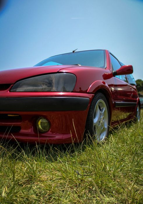 -Peugeot 106 GTI