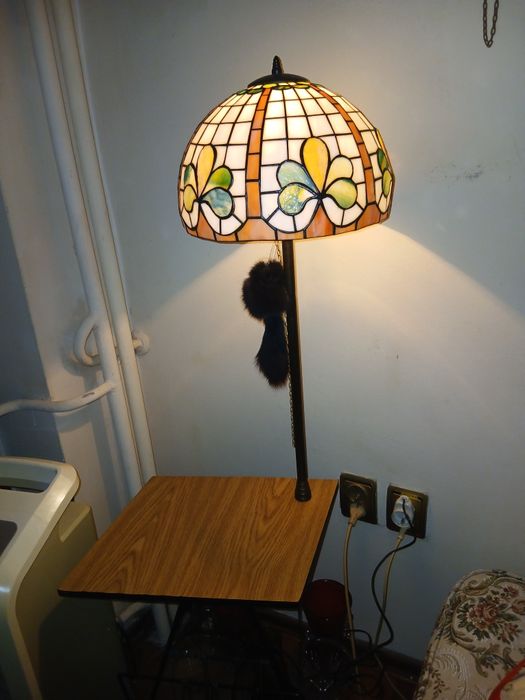 Tiffany Stara lampa podłogowa plus kinkiet