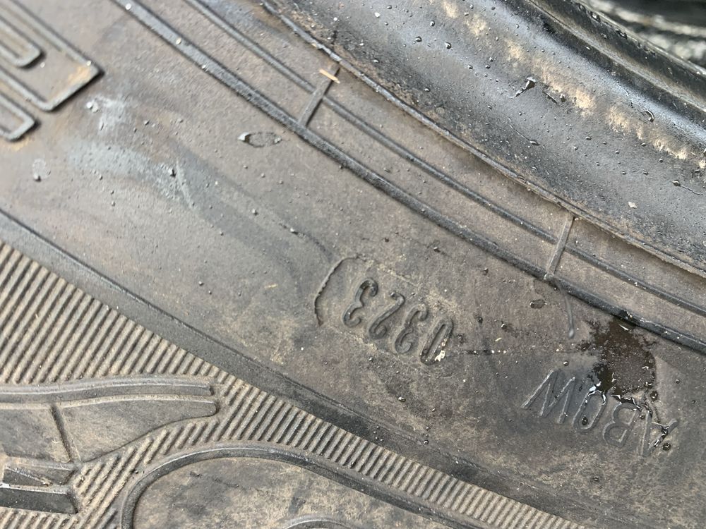 H93- 265/70/19,5 Goodyear Kmax T / bez napraw