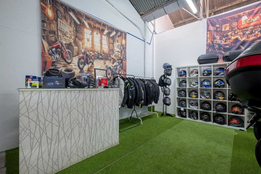 Trespasse de Stand de Motas em plena atividade