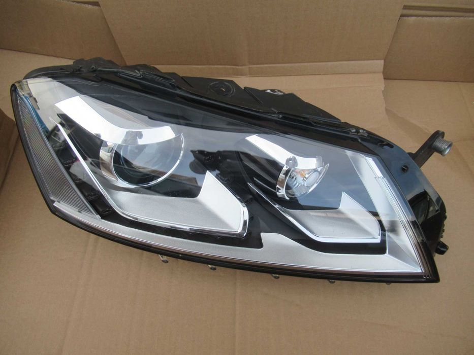 Lampa prawa LED VW Passat B7 oryginał