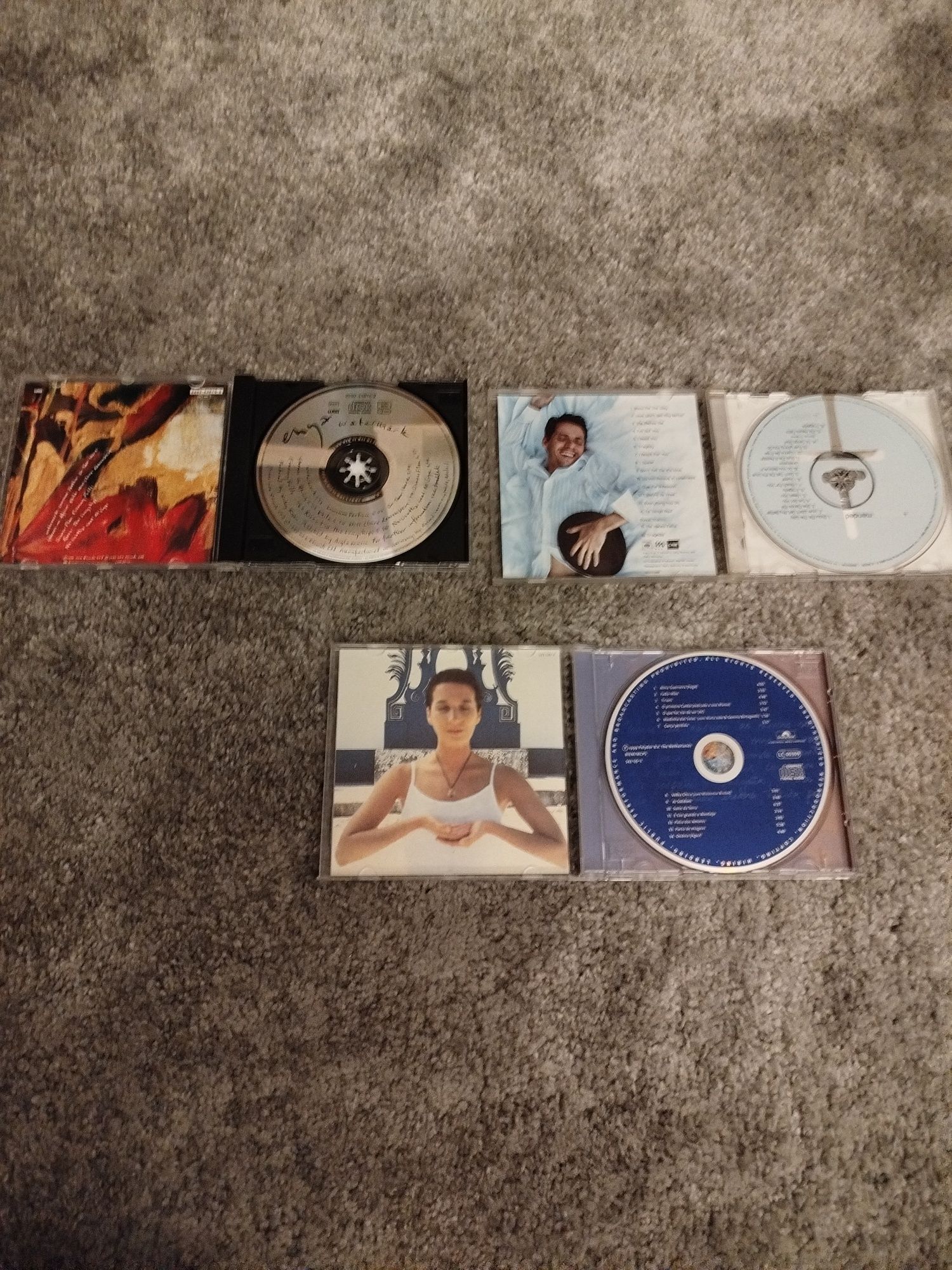 Três CDs de Marc Anthony,Dulce Pontes e Enya