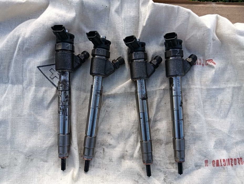 Wtryski wtryskiwacze 1.5 Bluehdi YH01 Sprawdzone BOSCH SERWIS