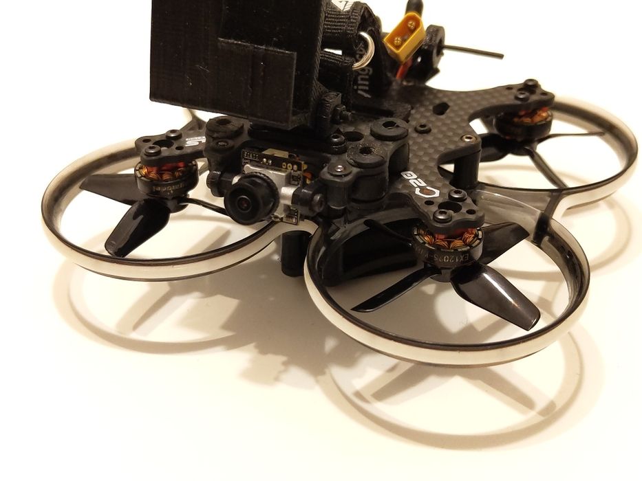 Drone FPV CineWhoop 2" 3S - Como Novo
