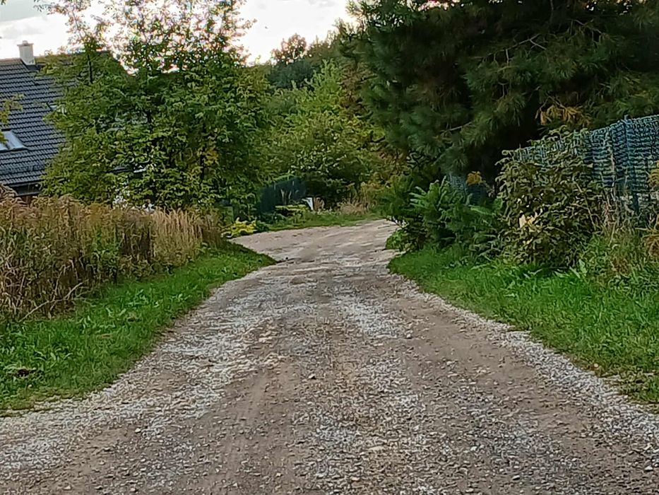 Witam sprzedam działki budowlane przy ul miłej i stareJ chucie
