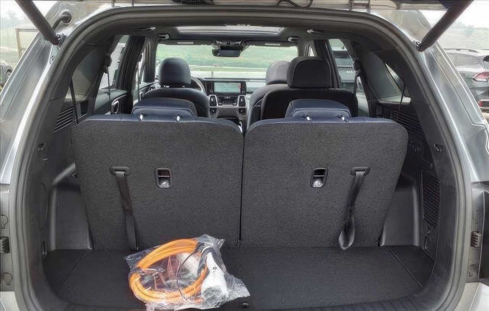 Kia Sorento Plug-In Hybrid SX Prestige      2023