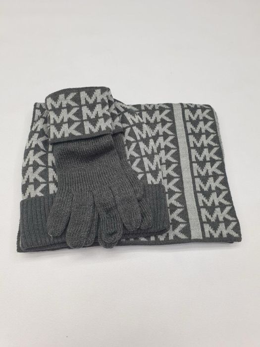 Шапка,шарф та рукавиці Michael Kors