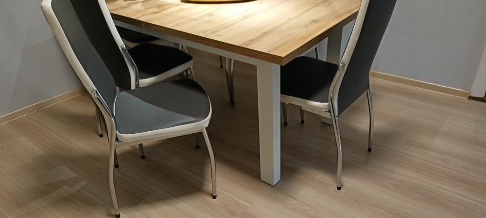 Stół Rozkładany z krzesłami 160/200x90