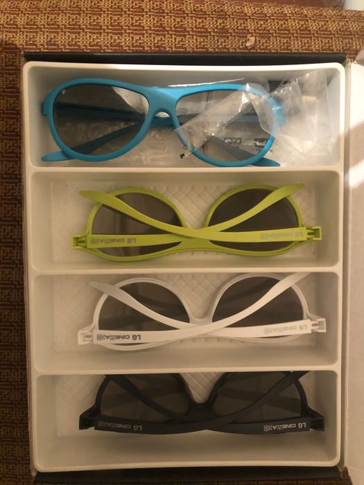 Набор 3D очков LG Party Pack 3D AG-F315