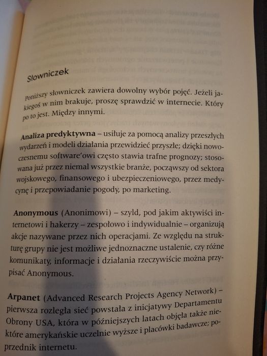 Zero oni wiedzą,co robisz M.Elsberg Empik nowa