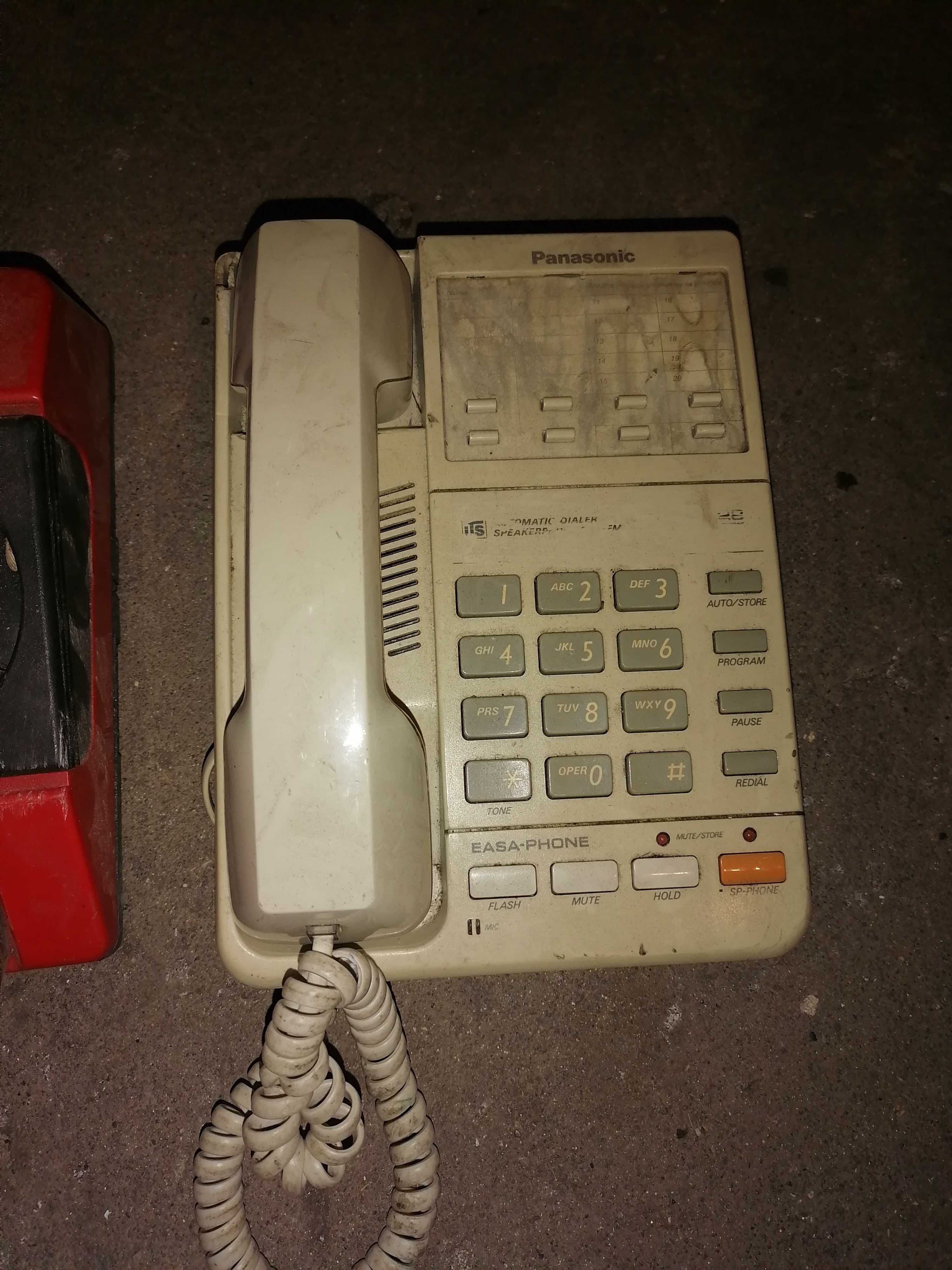Stare telefony PRL loft