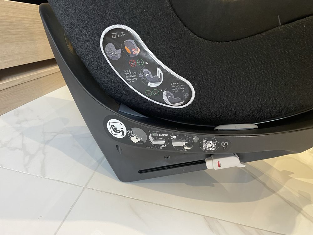 Cybex fotelik z baza Sirona z i-size (deep black)