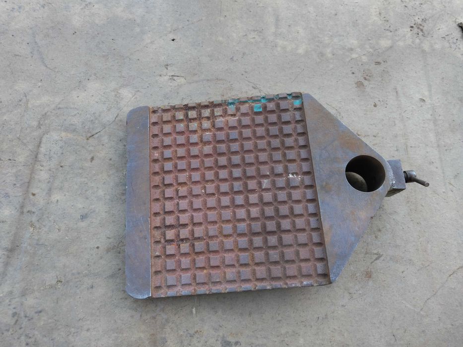 Стіл від свердлильної стійки