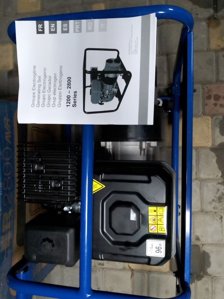 Итальянский генератор Pramac ER2800 AVR Italy 2.8 KBT