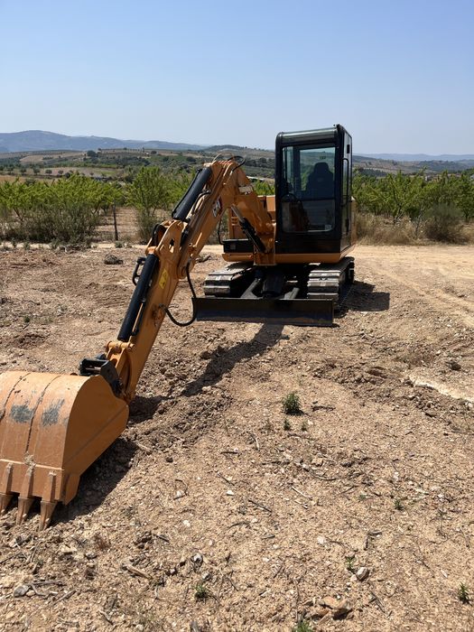 Giratoria Caterpiller  5,5Ton