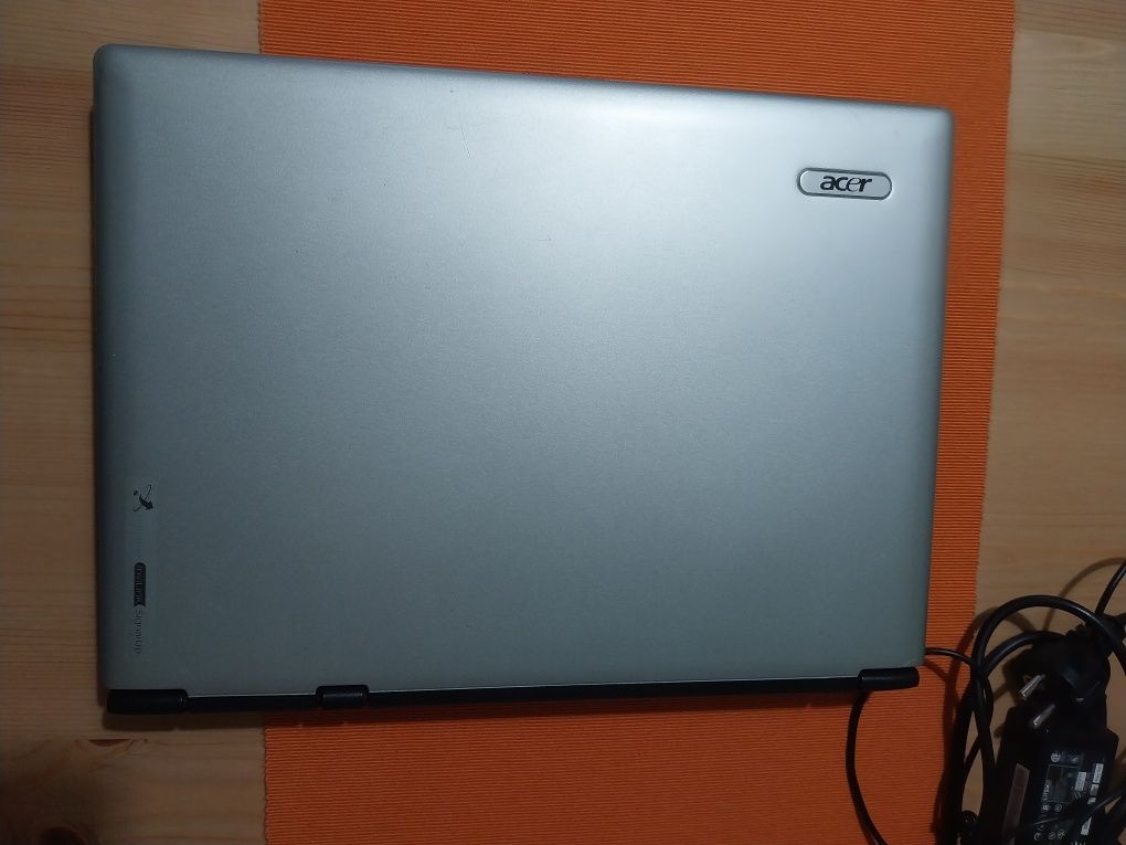 Portátil marca Acer
