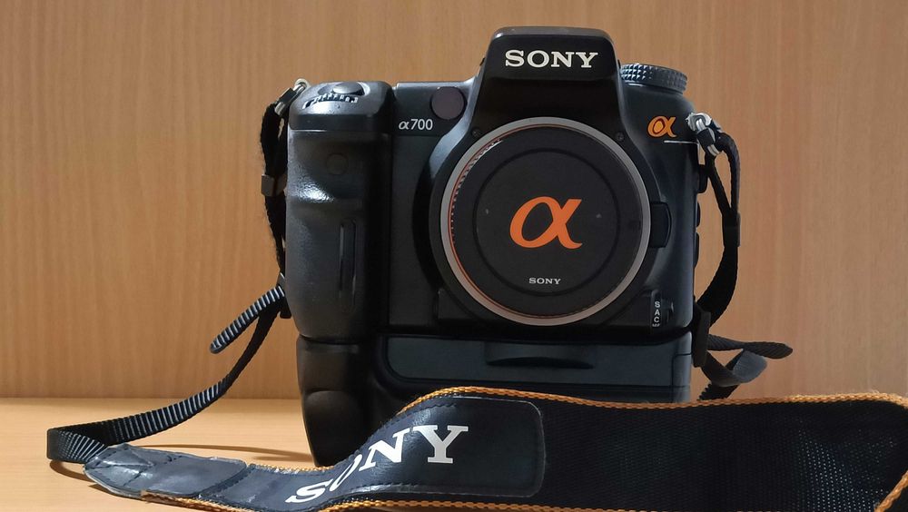 Máquina DSLR Sony A700 + Grip + Tamron 17-50 f:2,8