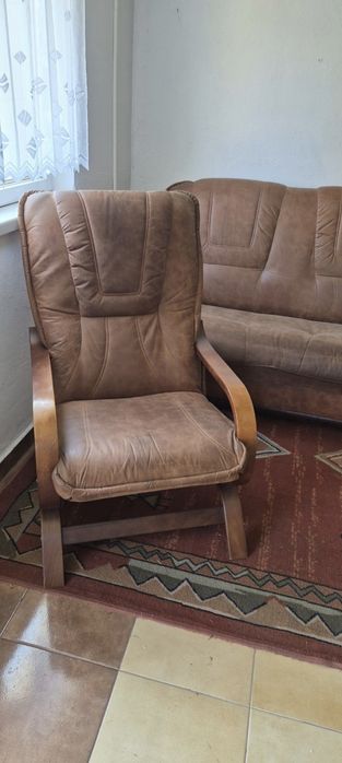 Komplet wypoczynkowy 2+1, z funkcją spania, stan b.dobry !