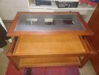 Mesa de sala em bom estado