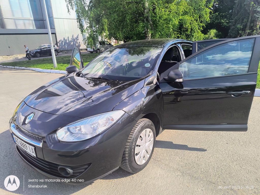 Продам Renaut 1.6бенз