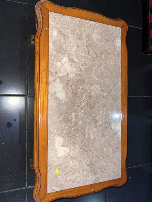 Mesa pedra em mármore