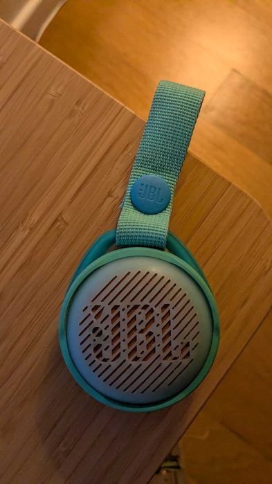 Coluna Portatil Bluetooth JBL JR POP