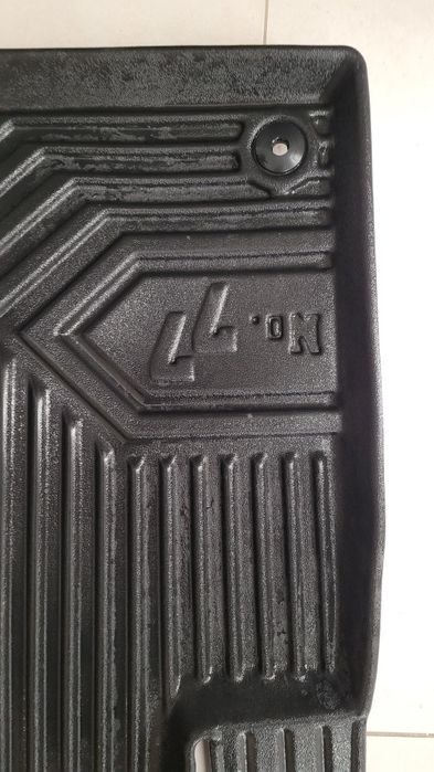 Gumowe dywaniki samochodowe No.77 do Volvo S60 III V60 II 2018-