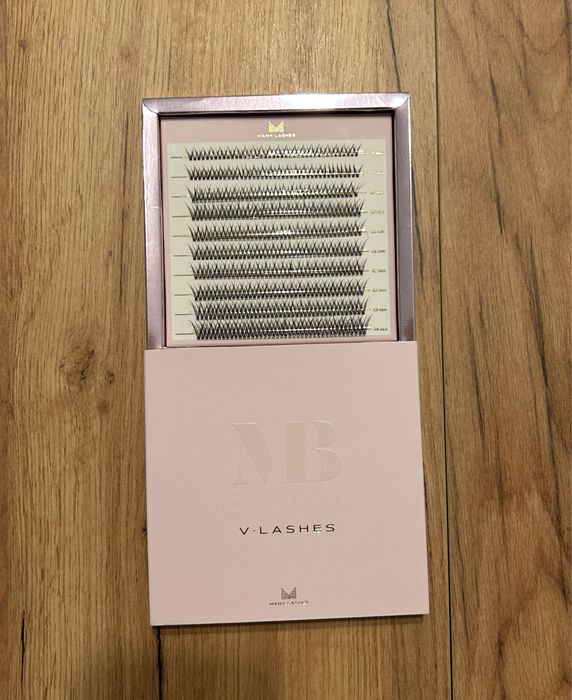 Sztuczne rzęsy Many Lashes - V lashes