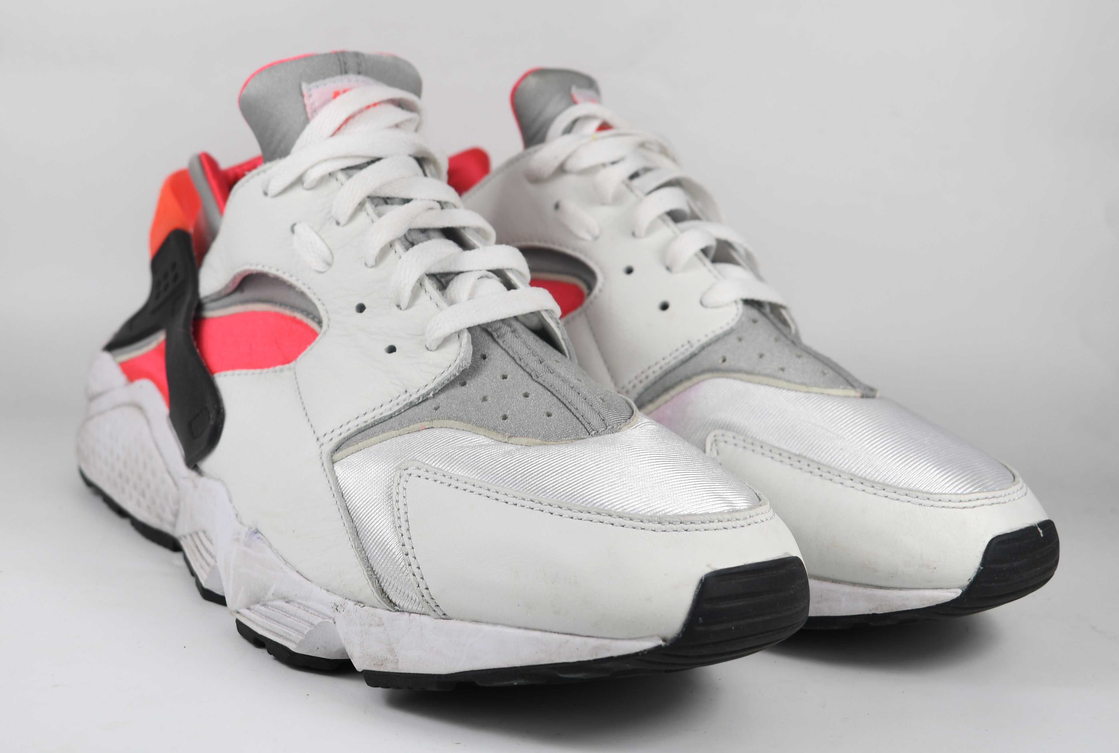 Używane z wadą buty męskie Nike Air Huarache DX4259 roz. 48,5