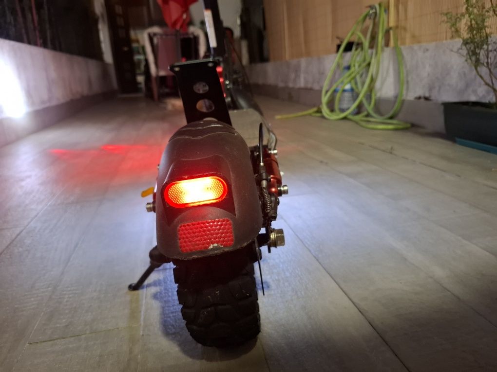 Vendo Trotineta E-CROSS PRO BOOST
