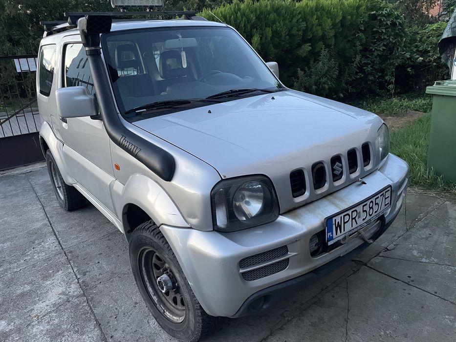 Suzuki Jimny Ranger z wyposaż. off-road (wyciągarka, halogen, snorkel)