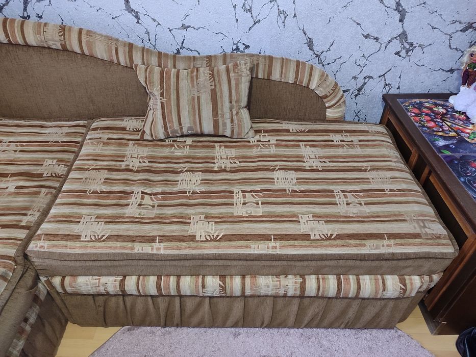 Кутовий диван розкладний