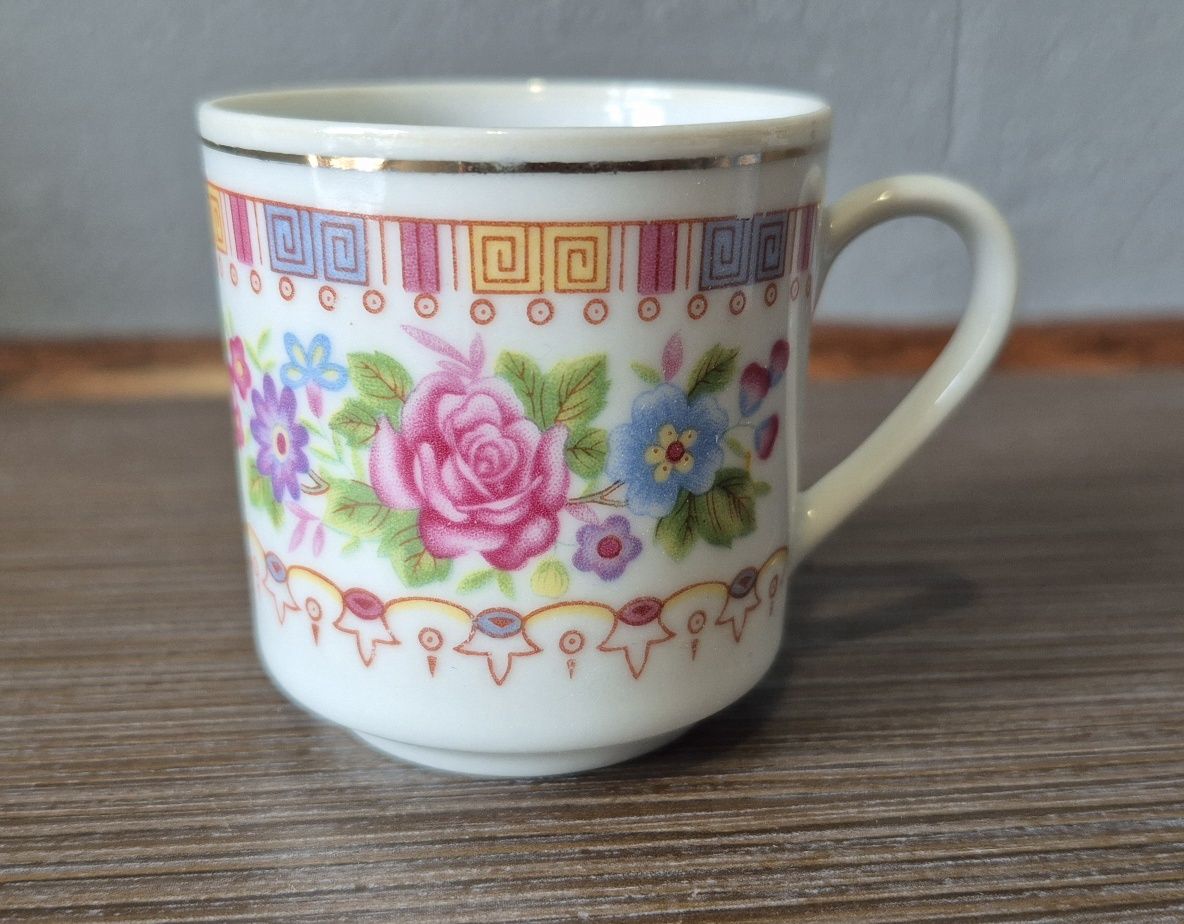 Chińskie porcelanowe filiżanki do espresso 6szt. ze spodkami