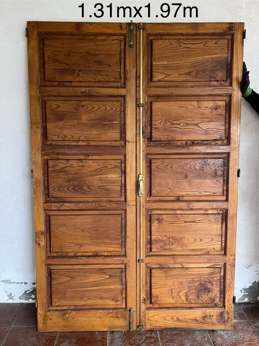 Portadas rusticas de madeira maciça