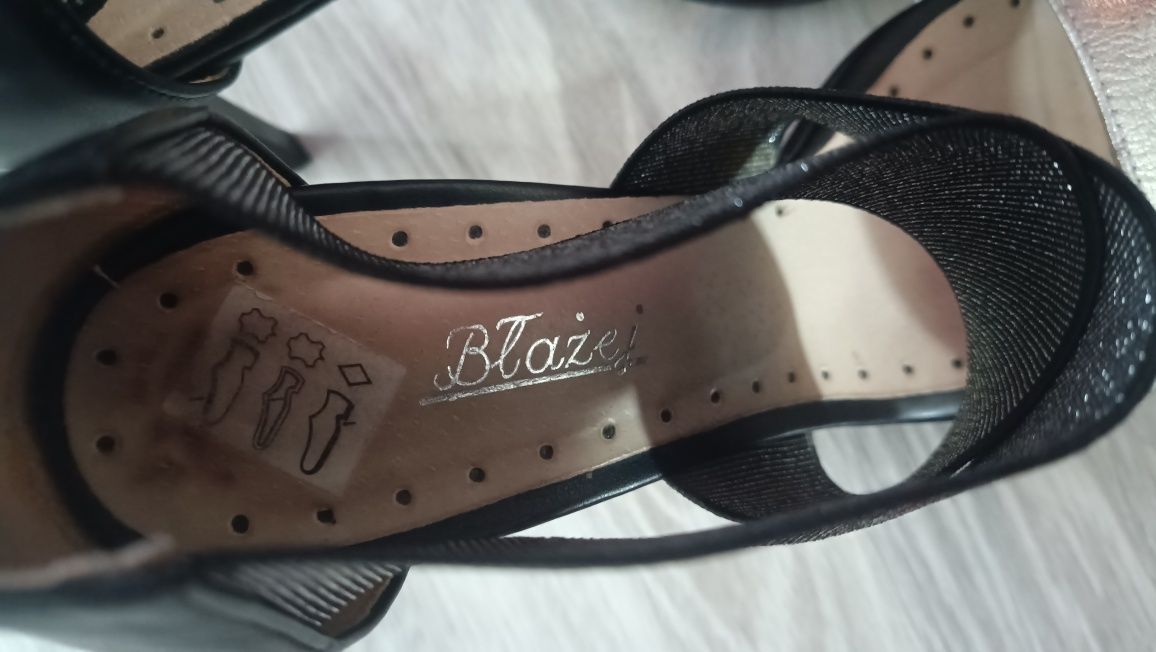 Buty szpilki Błażej 38 czarne srebrne sandałki sandały na gumce